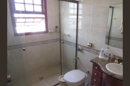 Casa à venda com 3 quartos, 300m² em Vila Rosalia, Guarulhos