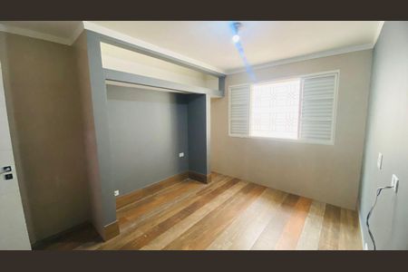 Casa à venda com 170m², 3 quartos e sem vaga