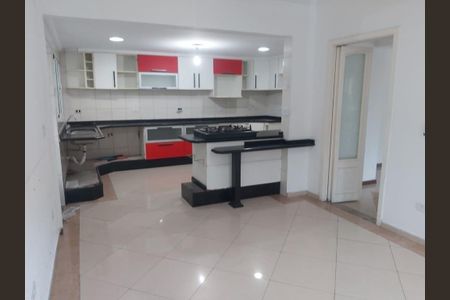 Casa à venda com 5 quartos, 260m² em Vila Rosalia, Guarulhos