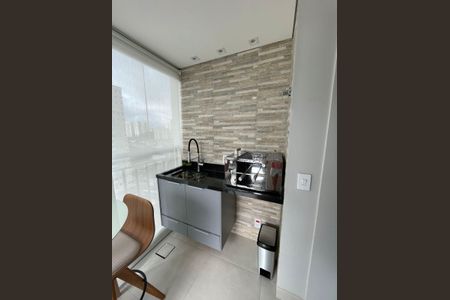 Apartamento à venda com 51m², 2 quartos e 1 vaga Apartamento à venda com 51m², 2 quartos e 1 vagaVaranda