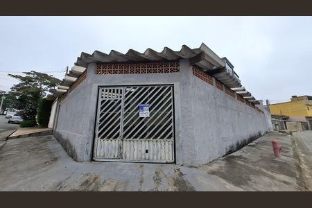 Fachada de casa à venda com 3 quartos, 200m² em Vila Guarani, Santo André