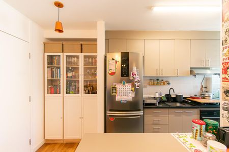 Cozinha de apartamento à venda com 1 quarto, 51m² em Vila Cunha Bueno, São Paulo
