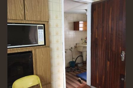 Casa à venda com 2 quartos, 257m² em Parque Vitoria, São Paulo