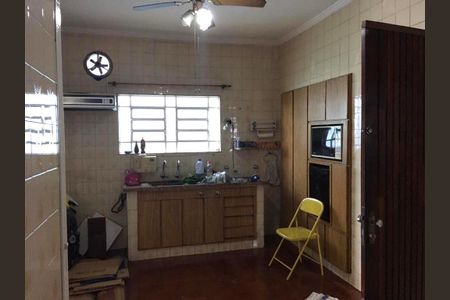 Casa à venda com 257m², 2 quartos e 2 vagas
