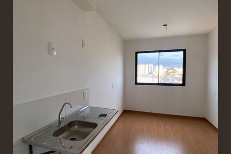 Cozinha - Sala de casa para alugar com 1 quarto, 35m² em Veloso, Osasco