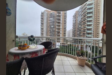 Apartamento à venda com 80m², 2 quartos e 1 vaga