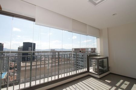 Studio para alugar com 38m², 1 quarto e 1 vaga Studio para alugar com 38m², 1 quarto e 1 vagaVaranda