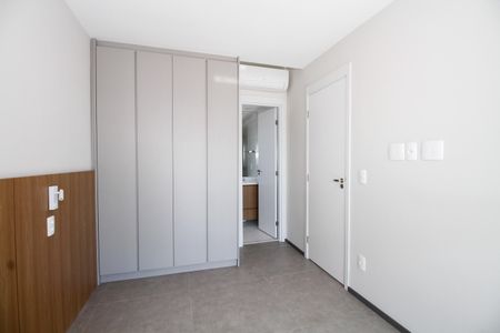 Studio para alugar com 38m², 1 quarto e 1 vaga Studio para alugar com 38m², 1 quarto e 1 vagaSuíte