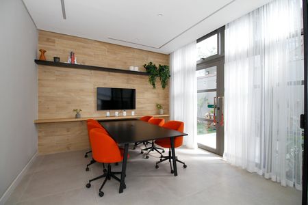 Studio para alugar com 38m², 1 quarto e 1 vaga Studio para alugar com 38m², 1 quarto e 1 vagaÁrea Comum - Sala de Reunião