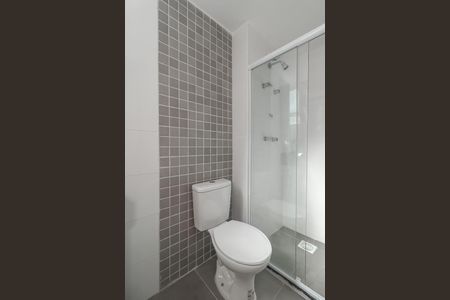 Banheiro da Suíte de apartamento para alugar com 2 quartos, 65m² em Jardim Itu Planalto, Porto Alegre