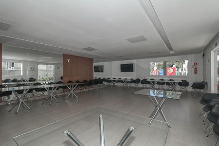 Apartamento para alugar com 65m², 2 quartos e 2 vagas Apartamento para alugar com 65m², 2 quartos e 2 vagasÁrea comum - Salão de festas