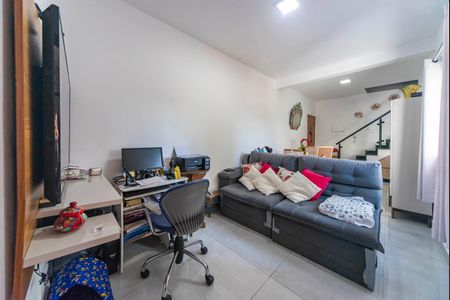 Apartamento à venda com 119m², 2 quartos e 1 vaga Apartamento à venda com 119m², 2 quartos e 1 vagaSala