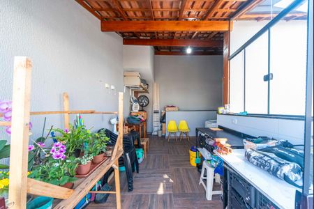 Apartamento à venda com 119m², 2 quartos e 1 vaga Apartamento à venda com 119m², 2 quartos e 1 vagaCobertura
