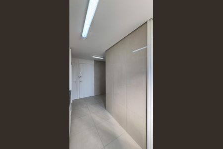 Cozinha de apartamento para alugar com 3 quartos, 98m² em Itaim Bibi, São Paulo