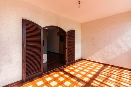 Varanda  de casa à venda com 3 quartos, 215m² em Jaguaribe, Osasco