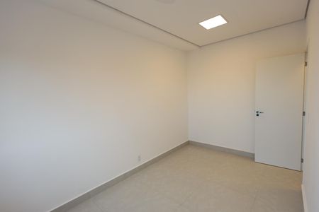 Quarto 2 de apartamento para alugar com 2 quartos, 48m² em Jardins do Império, Indaiatuba