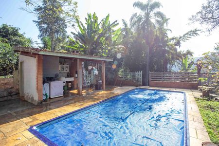 Casa para alugar com 1400m², 3 quartos e 4 vagasPiscina