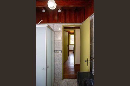 Banheiro Social de casa para alugar com 3 quartos, 1400m² em Eldorado, Diadema