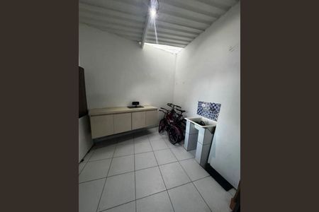 Casa à venda com 150m², 3 quartos e 5 vagas
