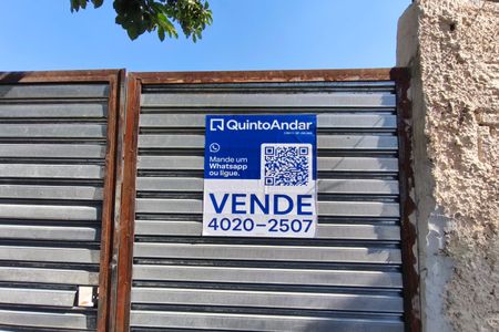 Casa à venda com 90m², 2 quartos e 3 vagas Casa à venda com 90m², 2 quartos e 3 vagasPlaca