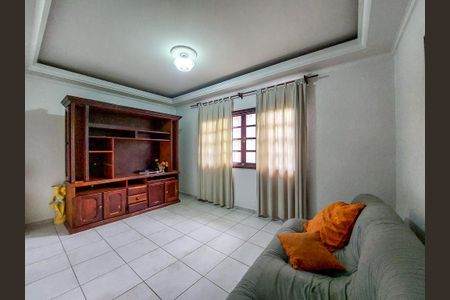 Casa de condomínio para alugar com 400m², 4 quartos e 4 vagas Casa de condomínio para alugar com 400m², 4 quartos e 4 vagasSala 3