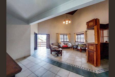 Casa de condomínio para alugar com 400m², 4 quartos e 4 vagas Casa de condomínio para alugar com 400m², 4 quartos e 4 vagasSala