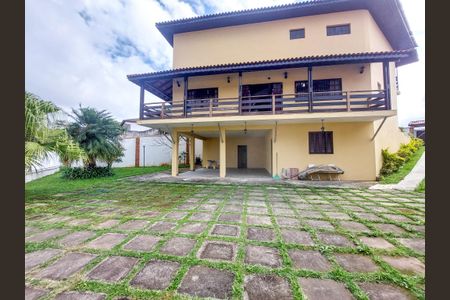Casa de condomínio para alugar com 400m², 4 quartos e 4 vagas Casa de condomínio para alugar com 400m², 4 quartos e 4 vagasGaragem