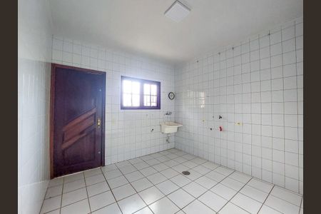 Área de Serviço de casa de condomínio para alugar com 4 quartos, 400m² em Jardim Angela (zona Sul), São Paulo