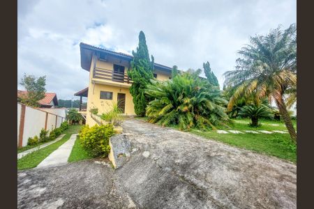 Casa de condomínio para alugar com 400m², 4 quartos e 4 vagas Casa de condomínio para alugar com 400m², 4 quartos e 4 vagasJardim