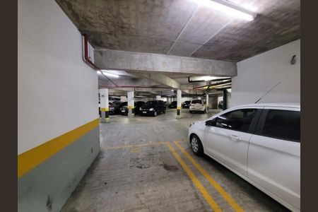 Garagem de apartamento à venda com 2 quartos, 64m² em Parque Independencia, São Paulo