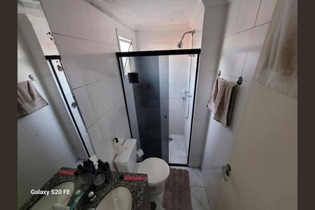 Apartamento à venda com 64m², 2 quartos e 1 vaga Apartamento à venda com 64m², 2 quartos e 1 vagaBanheiro