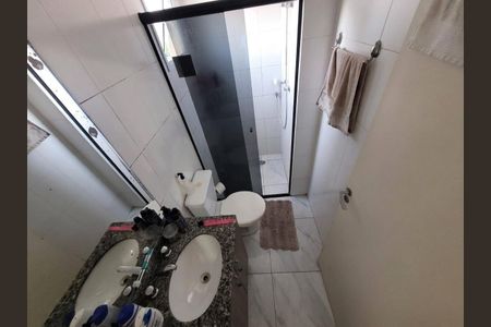 Apartamento à venda com 64m², 2 quartos e 1 vaga Apartamento à venda com 64m², 2 quartos e 1 vagaBanheiro