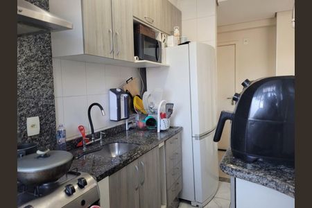 Apartamento à venda com 64m², 2 quartos e 1 vaga Apartamento à venda com 64m², 2 quartos e 1 vagaCozinha