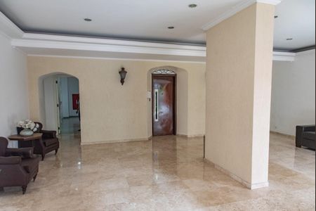 Apartamento para alugar com 122m², 3 quartos e 1 vagaHall social