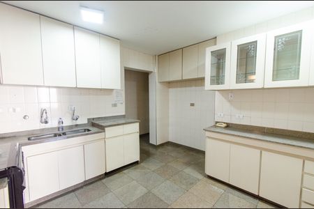 Apartamento para alugar com 122m², 3 quartos e 1 vagaCozinha