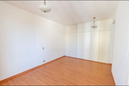 Apartamento para alugar com 122m², 3 quartos e 1 vagaSuíte