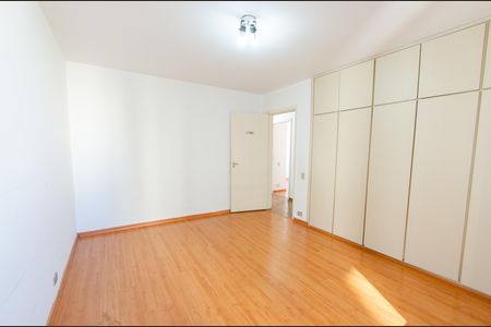 Apartamento para alugar com 122m², 3 quartos e 1 vagaQuarto 2