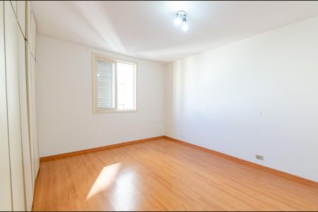 Apartamento para alugar com 122m², 3 quartos e 1 vagaQuarto 2