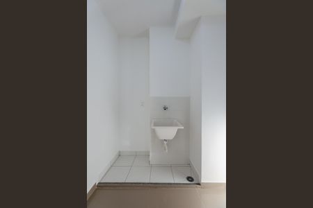 Apartamento para alugar com 34m², 2 quartos e sem vaga Apartamento para alugar com 34m², 2 quartos e sem vagaÁrea de Serviço
