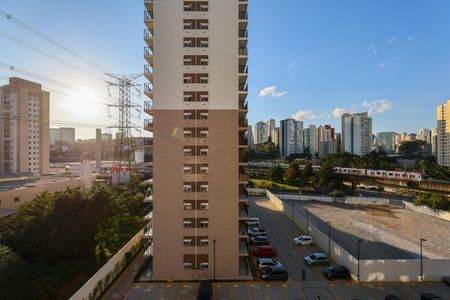 Apartamento para alugar com 34m², 2 quartos e sem vaga Apartamento para alugar com 34m², 2 quartos e sem vagaVista da Sala
