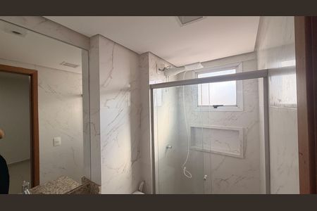 Banheiro da Suíte de apartamento para alugar com 2 quartos, 60m² em Setor Bueno, Goiânia