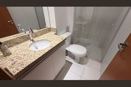 Apartamento para alugar com 60m², 2 quartos e 1 vaga Apartamento para alugar com 60m², 2 quartos e 1 vagaBanheiro Corredor