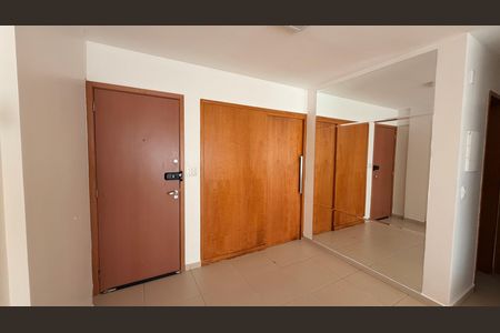Sala de apartamento para alugar com 2 quartos, 60m² em Setor Bueno, Goiânia