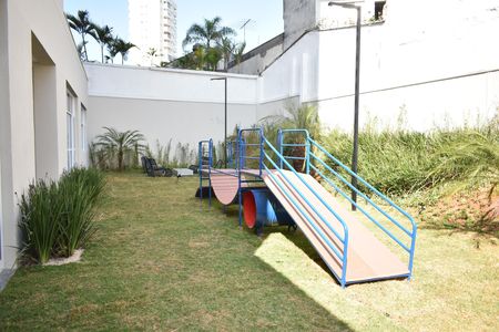 Apartamento à venda com 30m², 1 quarto e sem vagaÁrea comum - Playground