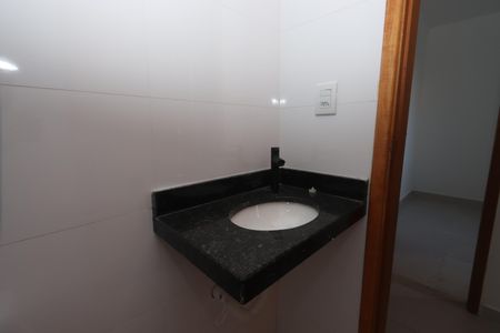 Apartamento para alugar com 33m², 2 quartos e sem vagaBanheiro