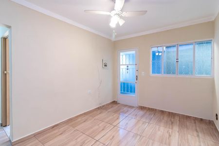Casa para alugar com 213m², 3 quartos e 2 vagas Casa para alugar com 213m², 3 quartos e 2 vagasSala