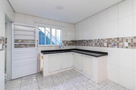 Casa para alugar com 213m², 3 quartos e 2 vagas Casa para alugar com 213m², 3 quartos e 2 vagasCozinha