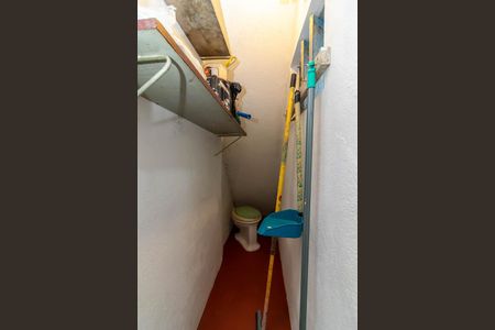 Armário de casa para alugar com 3 quartos, 213m² em Vila Pita, São Paulo