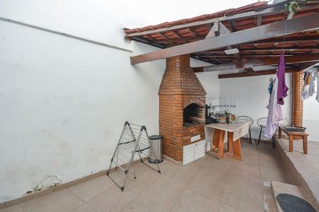 Churrasqueira de casa à venda com 3 quartos, 120m² em Jardim Susana, São Paulo