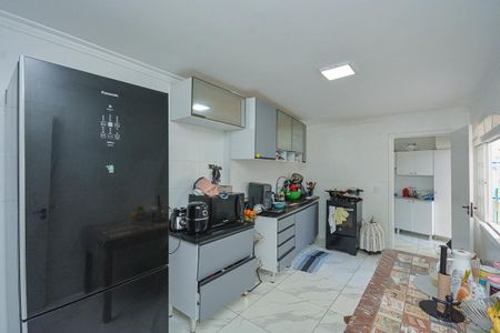 Cozinha de casa à venda com 3 quartos, 120m² em Jardim Susana, São Paulo